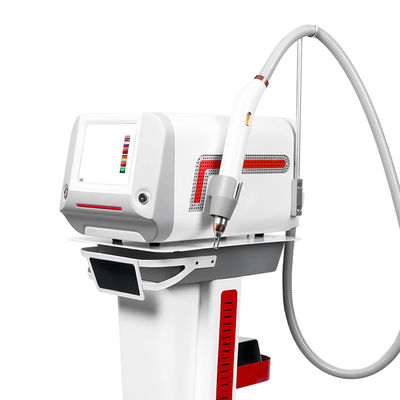 Desktop Q Switch Nd Yag Máquina de remoção de tatuagens a laser Peeling de carbono Rejuvenescimento da pele facial